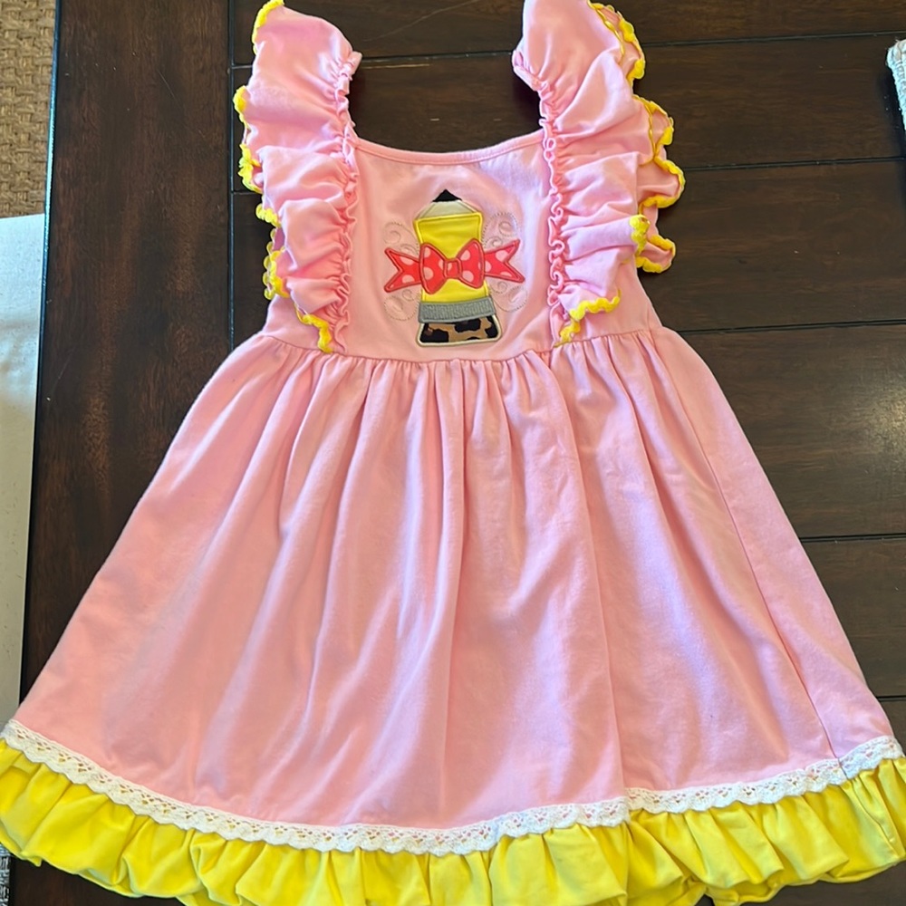 Boutique ‘Back to School’ girls dress ✏️
